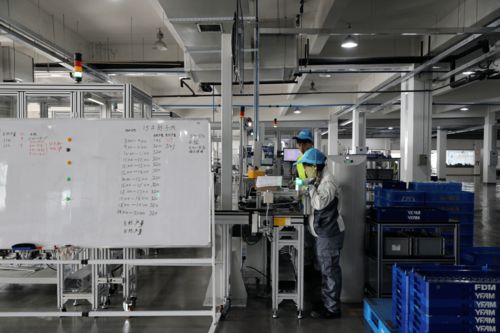 新麗水人溫暖過(guò)年，影視制作記錄團(tuán)圓瞬間